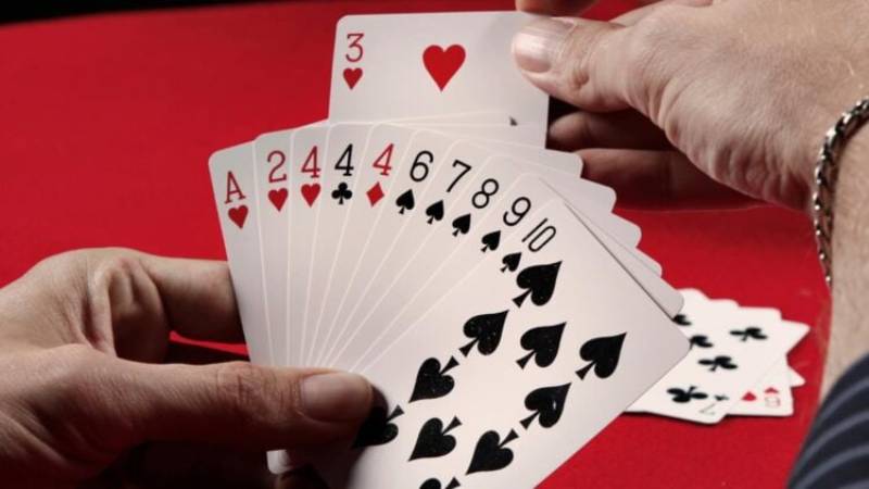 Nhớ quân bài của mình